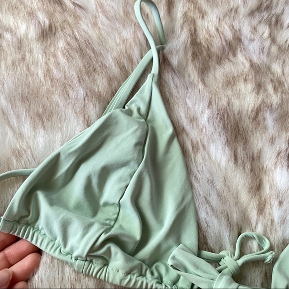 WeWoreWhat Cooper Bikini Top - Picture 5 of 11